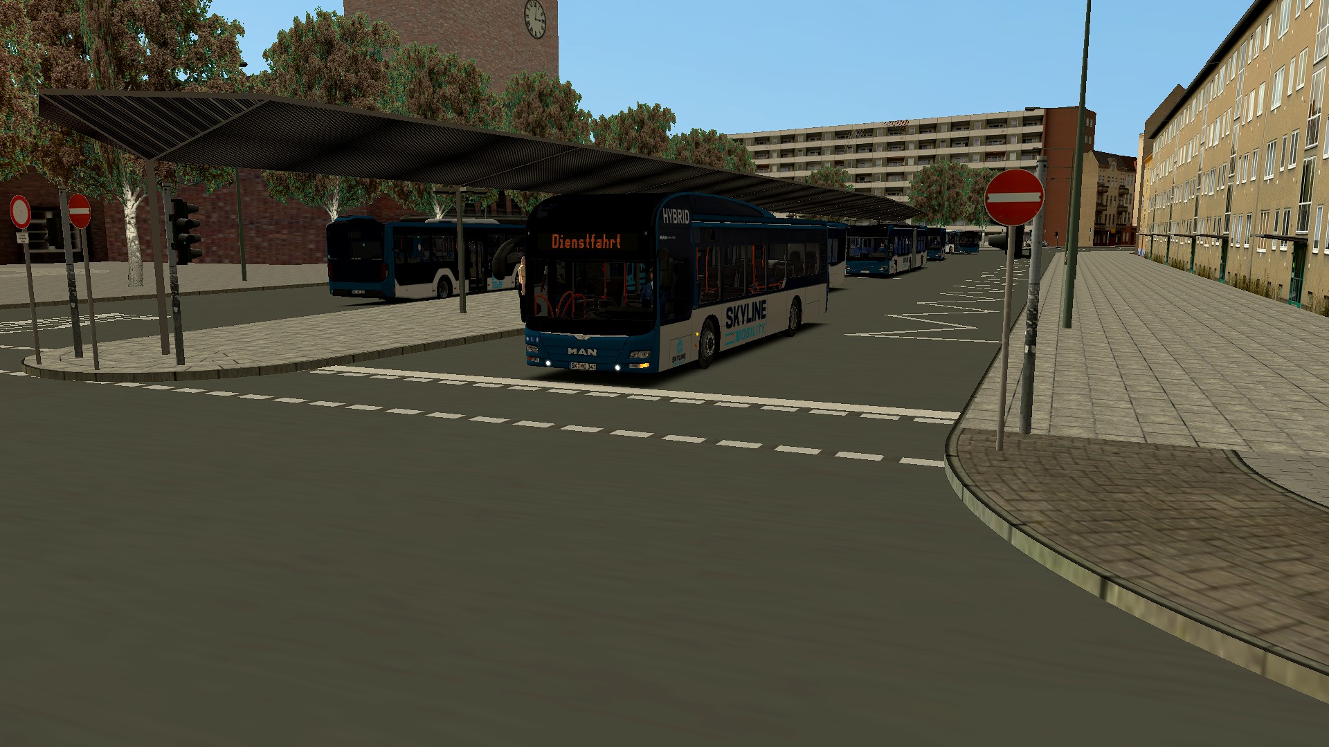 Skyline Mobility Hybridbus auf Dienstfahrt im Depotbereich